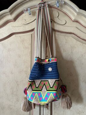 Wayuu mochila- Boho Crochet Bucket Bag – Navy & Multicolor